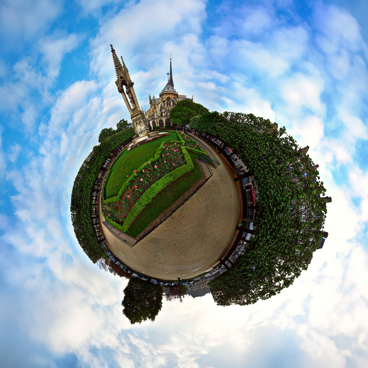 Square Jean XXIII at Notre Dame